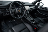 Certified 2025 Porsche Macan image 4