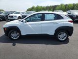 Used 2021 Hyundai Kona SE image 5