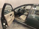Used 1998 Saturn S-Series SL image 4