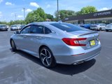 Used 2018 Honda Accord Sport image 4