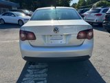 Used 2010 Volkswagen Jetta Limited Edition image 4