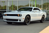 Used 2021 Dodge Challenger SXT image 3