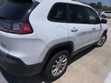 Used 2020 Jeep Cherokee Latitude image 3