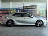Used 2020 Toyota Camry SE image 4
