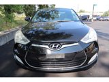 Used 2013 Hyundai Veloster w/ Tech Pkg image 3