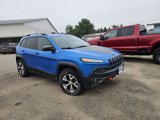 Used 2018 Jeep Cherokee Trailhawk w/ Cold Weather Group image 4