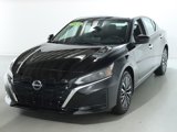 Certified 2023 Nissan Altima 2.5 SV w/ SV Premium Package image 4