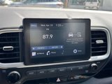 Used 2022 Hyundai Venue SEL image 3