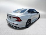 Certified 2022 Volvo S60 T8 R-Design Expression image 4