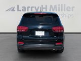 Used 2019 Kia Sorento L image 4