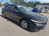 New 2025 Hyundai Elantra SE image 4