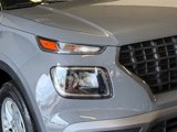 Used 2022 Hyundai Venue SE image 2