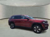Used 2023 Jeep Grand Cherokee 4WD 4xe image 3