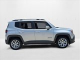 Used 2015 Jeep Renegade Latitude image 4