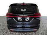 Used 2024 Chrysler Pacifica Limited image 5