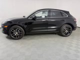 Certified 2025 Porsche Macan image 2