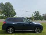 Used 2014 Nissan Pathfinder S image 4