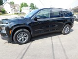 New 2025 Chevrolet Traverse LT image 3