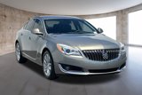 Used 2017 Buick Regal image 2