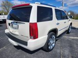Used 2012 Cadillac Escalade Luxury image 5