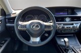 Used 2017 Lexus ES 350 image 5