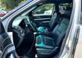 Used 2016 Ford Explorer XLT w/ Equipment Group 202A image 4