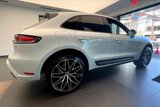 Used 2025 Porsche Macan image 6