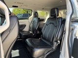 Used 2023 Chrysler Pacifica Touring-L image 4