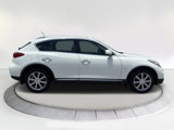 Used 2017 INFINITI QX50 2WD image 2