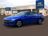 New 2025 Hyundai Elantra Limited image 2