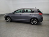 Used 2018 Hyundai Elantra GT image 3