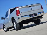 Used 2017 RAM 1500 Classic SLT image 2