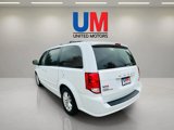 Used 2016 Dodge Grand Caravan SXT image 5