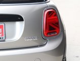 Used 2021 MINI Cooper 2-Door Hardtop image 5