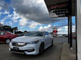 Used 2016 Honda Accord Touring image 2