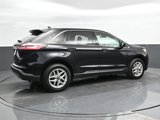 Used 2024 Ford Edge SEL image 2