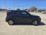 Used 2020 Kia Soul LX image 2