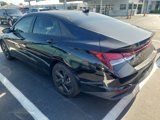 Used 2021 Hyundai Elantra SEL w/ Convenience Package image 4
