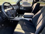 Used 2017 Ford Expedition XLT image 6