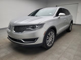 Used 2016 Lincoln MKX Reserve w/ Climate Package image 2