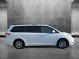 Used 2014 Toyota Sienna XLE image 4