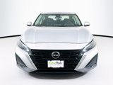 Used 2023 Nissan Altima 2.5 SV image 2