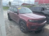 Certified 2024 Jeep Grand Cherokee Altitude image 2