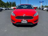Used 2015 Ford Focus SE image 2