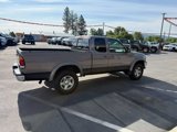 Used 2001 Toyota Tundra Limited image 3