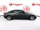 Used 2015 Dodge Charger SXT image 2