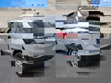 Used 2022 Chevrolet Equinox LS w/ LS Convenience Package image 4