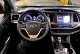 Used 2016 Toyota Highlander XLE image 5
