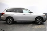 Used 2017 Nissan Pathfinder SV image 4