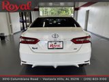Used 2018 Toyota Camry SE image 3